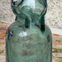 Vecchia Bottiglia con la biglia