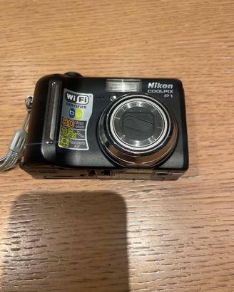 Nikon coolpix P1 macchina fotografica