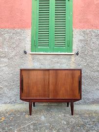 sideboard vintage