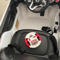 Macchina elettrica per bambini