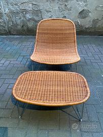 Poltrona con poggiapiedi in midollino