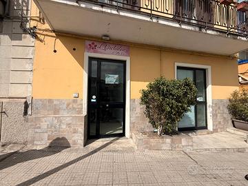 Locale commerciale in Via Comunale Camaro ad un pu