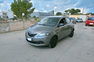Lancia Ypsilon 1.0 FireFly 5 porte S&S Hybrid Ecoc