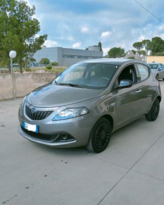 Lancia Ypsilon 1.0 FireFly 5 porte S&S Hybrid Ecoc