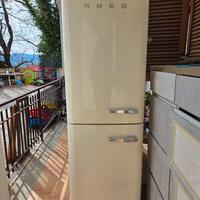 Iconico Smeg Anni '50 Combinato (FAB32) - Panna - 