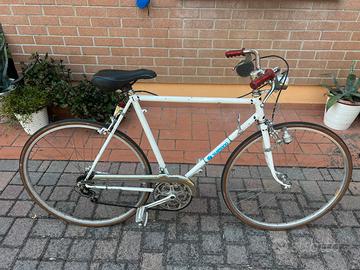 Bici sportiva da 28