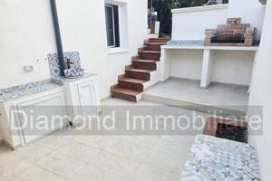 Casa singola con cortile a Torre Archirafi-Riposto