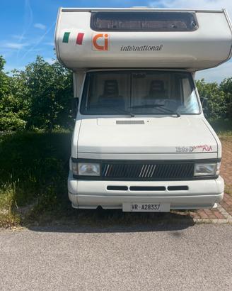 Camper mansardato