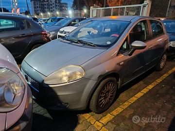 Fiat Grande Punto 1.3 MJT 90 CV 5 p Dynamic - x op
