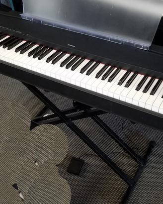 Pianoforte digitale Yamaha P-70 Nero