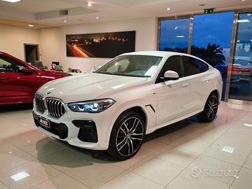 BMW X6 xDrive30d 48V Msport Cerchi 22