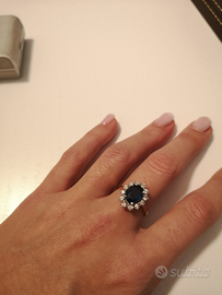 Anello zaffiro e diamanti