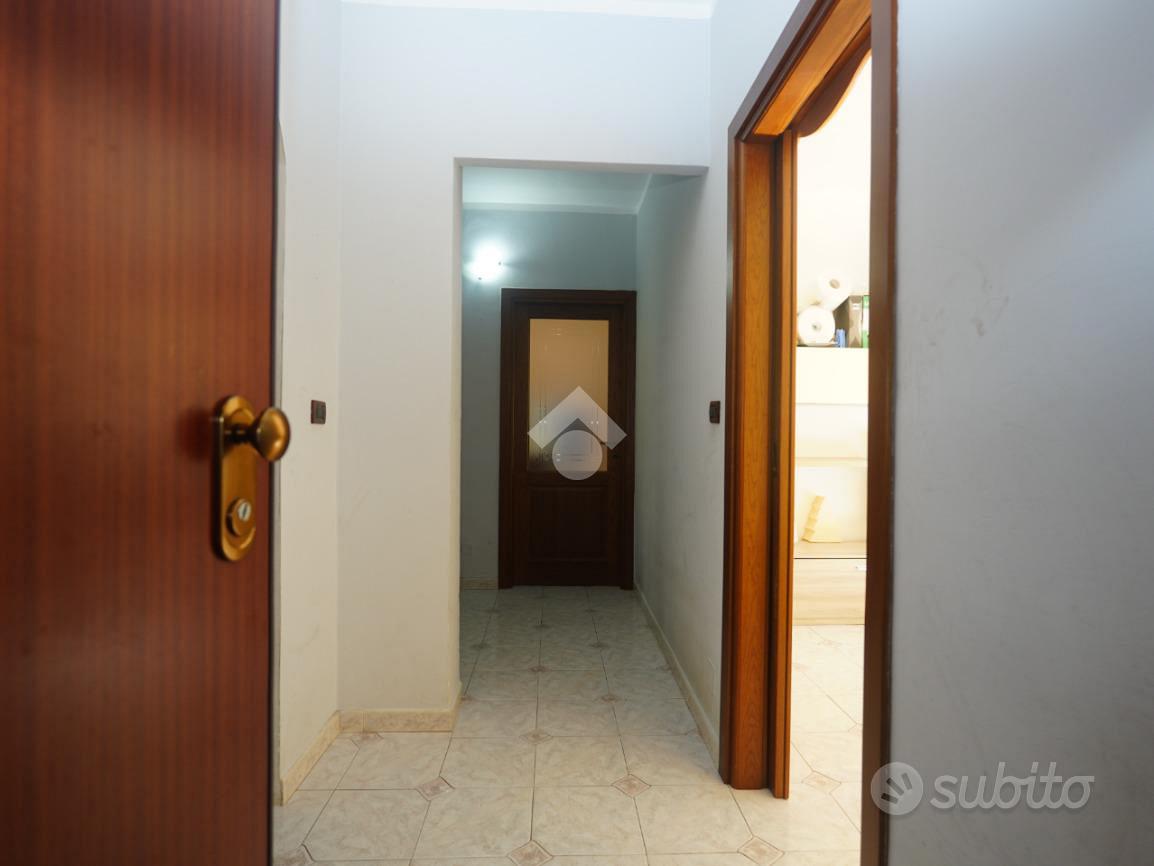 Apartment in Susa, Borgo dei Nobili, Torino - Vista 2