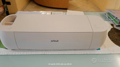  Cricut Explore 4 Pacchetto Essenziale  