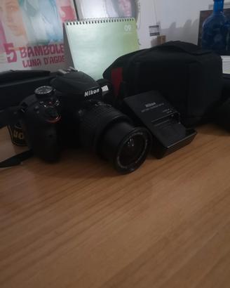 Nikon D3400 reflex perfettamente funzionante