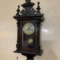 Orologio a pendolo da parete