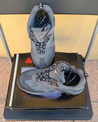 Scarpe trekking basse bambino.