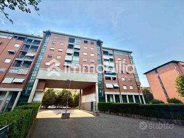 Appartamento di 110 m² con 5 locali e box auto a N