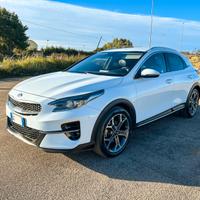 KIA XCeed 1.6 CRDi 136 CV MHEV iMT High Tech