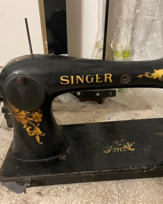 Macchina da cucire SINGER
