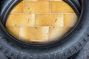 Gomme nuove. Ural. Dnepr