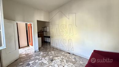 APPARTAMENTO AL PRIMO PIANO CON INGRESSO INDIPENDE