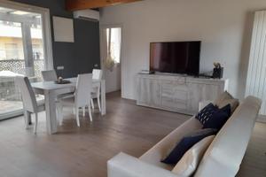 Open space con terrazza al centro di Cagliari