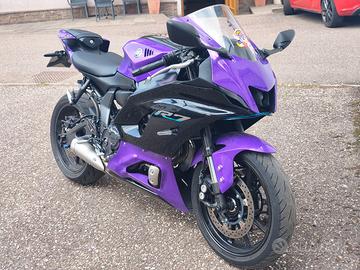 Yamaha r7