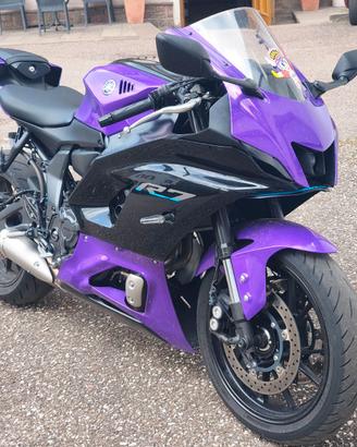 Yamaha r7