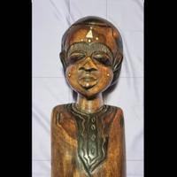 Statua Etnica in Legno