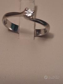 Anello solitario Recarlo