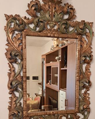 Specchiera antica con cornice in legno