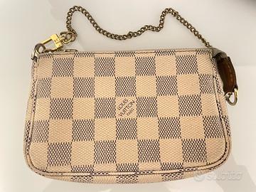 Pochette Louis Vuitton