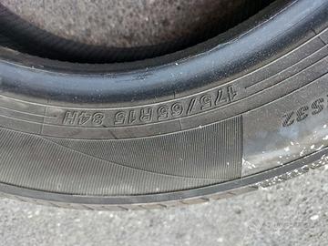 4 pneumatici Yokohama nuovissimi