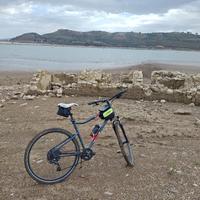 riverside ( bici da trekking) 9velocità