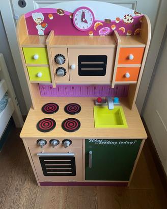 Cucina in legno per bambini