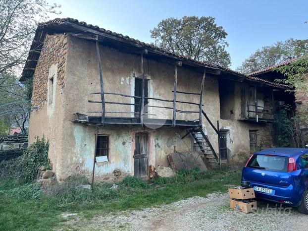 RUSTICO A VAL DELLA TORRE