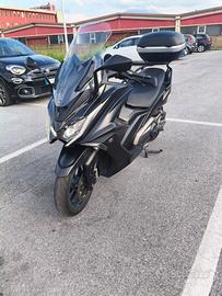 Kymco ak550