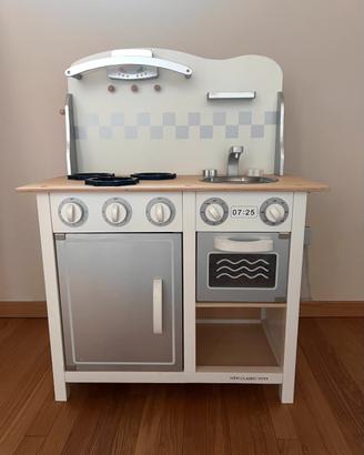 Cucina giocattolo