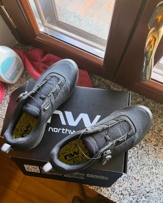 Scarpe MTB pari a nuovo 42