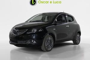 Lancia Ypsilon 1.0 hybrid platino 70cv