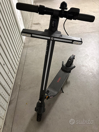 Monopattino elettrico Segway Ninebot E22E