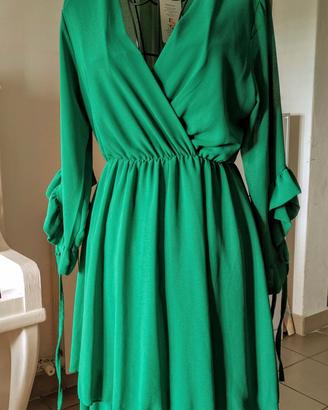 Mini Dress Verde Smeraldo - Il Modello Virale di T