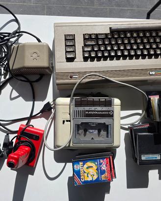 commodore 64 con giochi e accessori