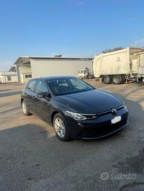 VOLKSWAGEN Golf 1.0 TSI EVO Life