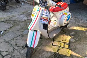 vespa HP 144