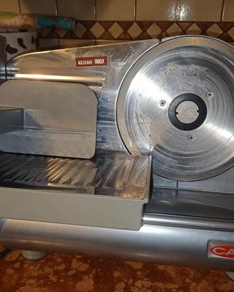 Affettatrice CAD in acciaio Inox