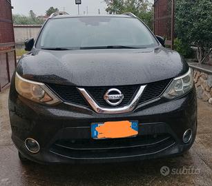 Auto Nissan Qashqai
