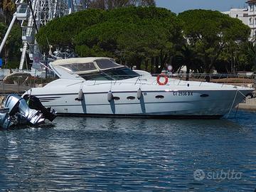 Imbarcazione Trojan 440 express