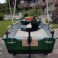 Barca da pesca in alluminio per acque interne